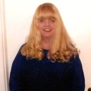 Meet your Posher, Debi